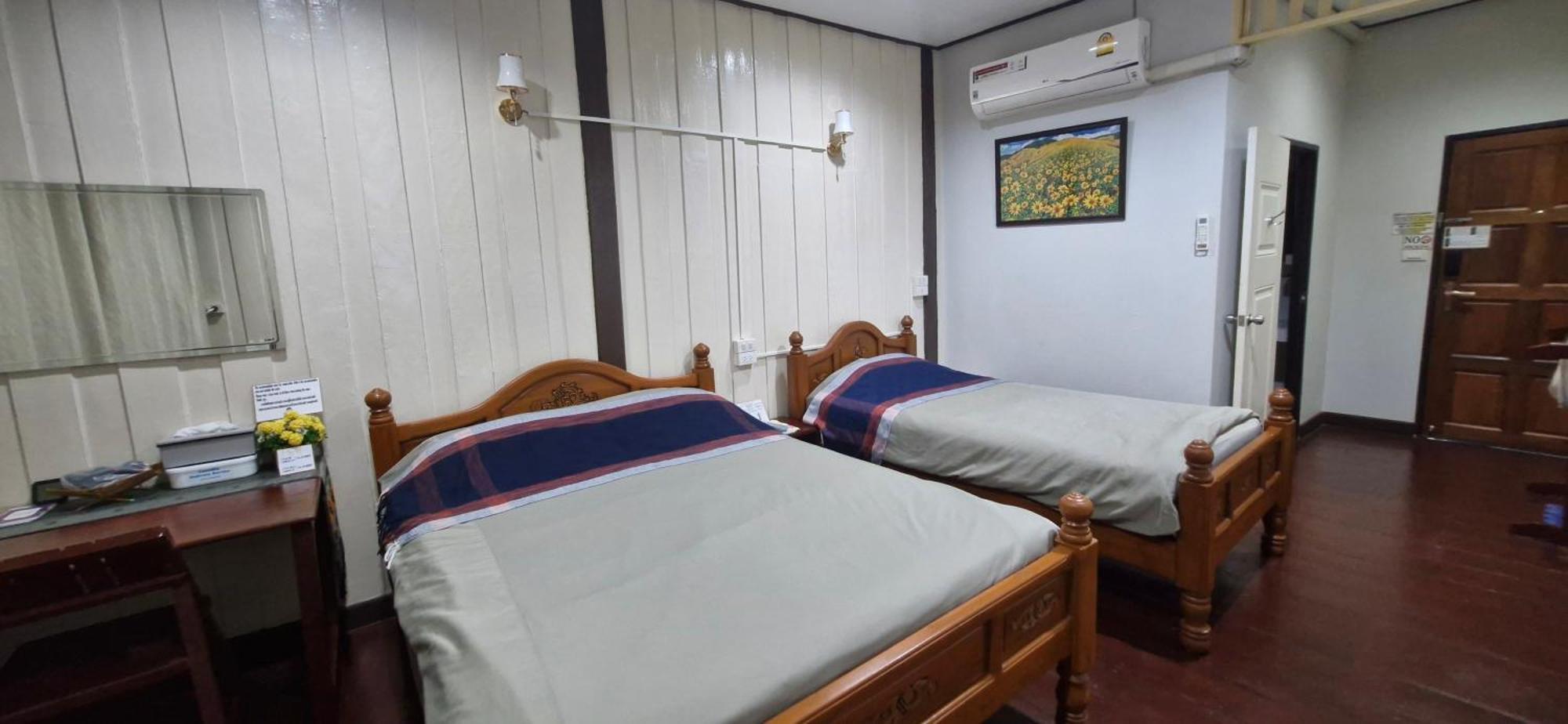 Bed and Breakfast Ob Arun House à Bangkok Extérieur photo