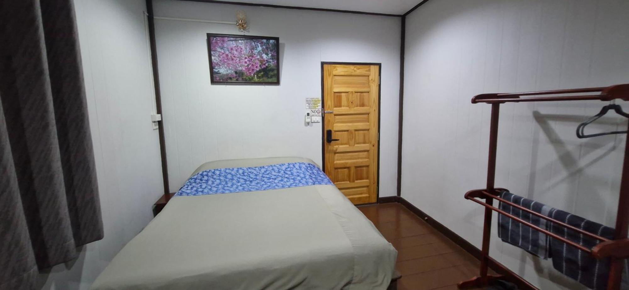 Bed and Breakfast Ob Arun House à Bangkok Extérieur photo