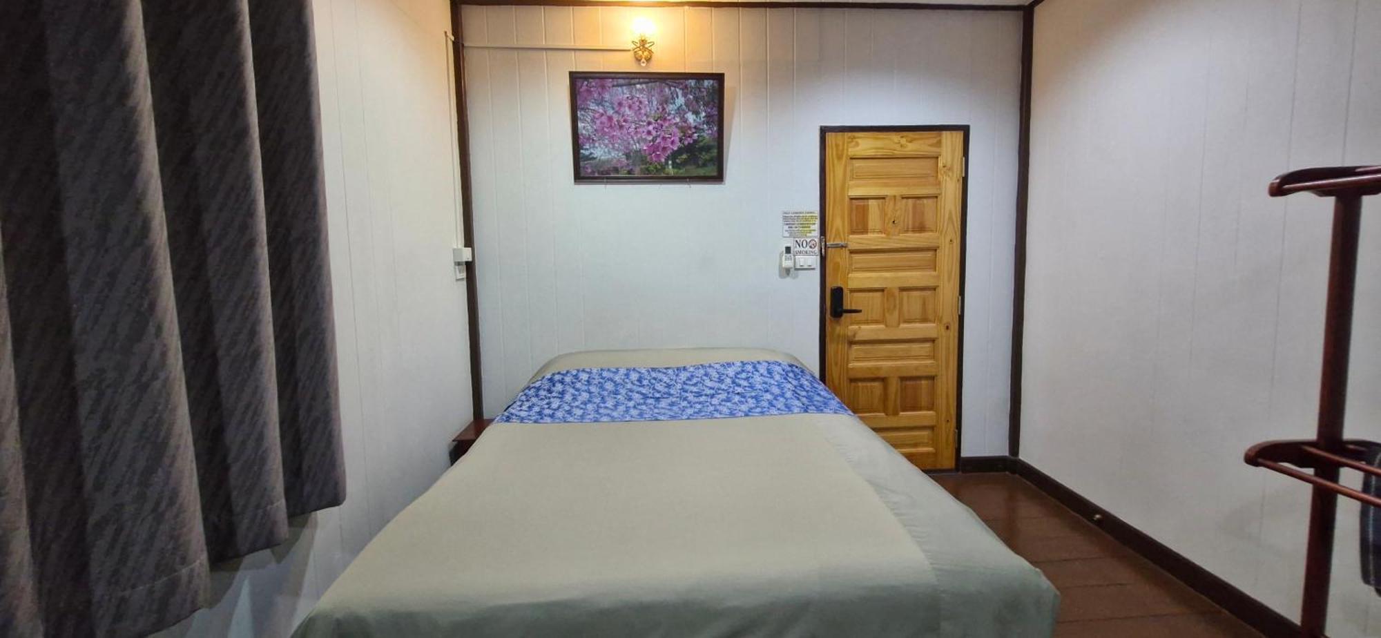 Bed and Breakfast Ob Arun House à Bangkok Extérieur photo