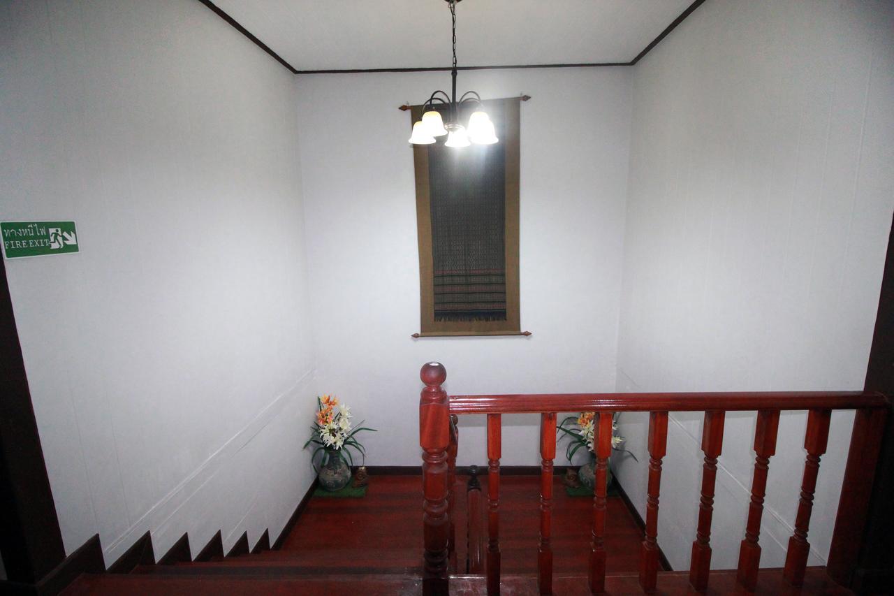 Bed and Breakfast Ob Arun House à Bangkok Extérieur photo